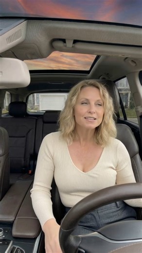 Susan Sullivan | Nothing more liberating than knowing I've still got it! | Instagram