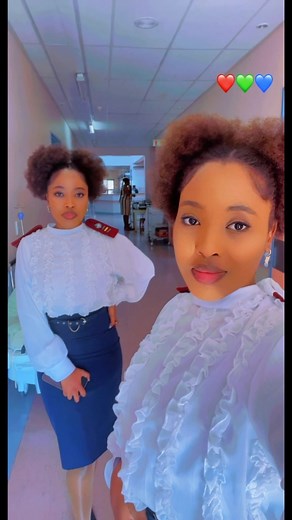 Mpho&Mphonyana (@mpho2mphonyana)’s videos with Can You Stand The Rain - New Edition