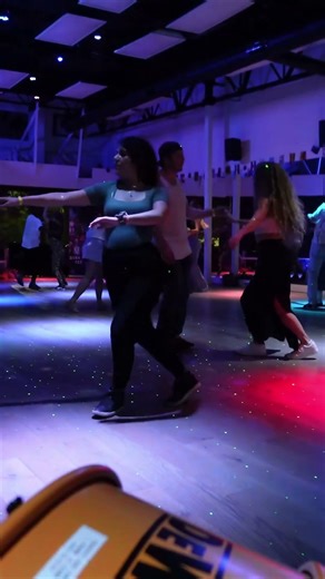 1AM Magic: The Zouk Conexao Vibe You Can't Miss!