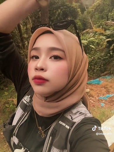 Ultimate Guide to Trail Running and Hiking Gear