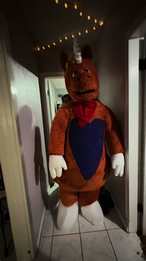 Buddy the unicorn#buddy cosplay#it’s buddy oh buddy# he’s a unicorn from a magic land#W#Wadeou know that’s a lie and lying is very bad#y#youove, buddy yes you do and I love each one of you#b#buddy