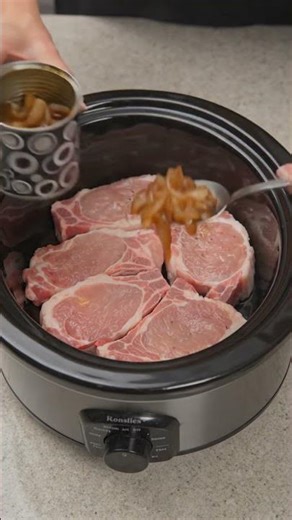 🍖🧅 Slow Cooker French Onion Pork Chops