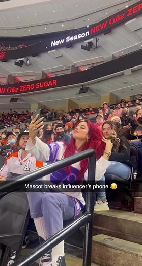 Fun Prank Wars with Gritty at Philadelphia Flyers Game