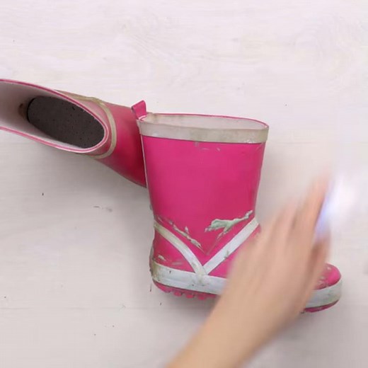 How to Clean Rubber Boots?