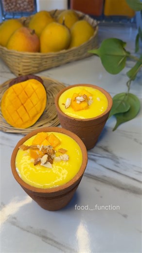Mango Lassi 🥭🧊5 mins summer drink 🥤#mango #mangolassi #food #viral #easyrecipes