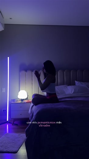 Daniela antury on Instagram: "CAPÍTULO 4: si estás viviendo un duelo de una persona especial en tu vida, recuerda que todo ciclo tiene un inicio y una finalidad , se lo retador ( difícil ) que es , pero busca en tu interior , conecta con esa fuerza superior en la que tú creas y llénate de fortaleza y AMOR día a día con cada acción que hagas , recuerda que TODO CUENTA !! ❤️‍🩹 no busques en el exterior lo que no está bien en el interior y reconoce que el proceso no es lineal !!! ✨🫀"