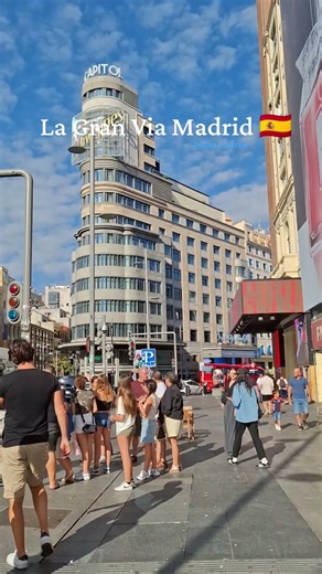 La Gran Via Madrid 🇪🇸 #madridwalk #travel #madridspain