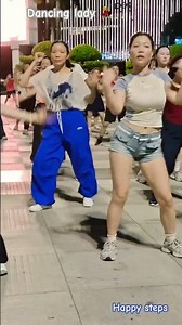 Dancing lady 💃 #dance #happydance #funny #foryou #viralvideo