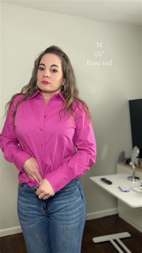 Great quality button down shirt! Perfect if you work in an office or corporation! #buttondownshirt #officeoutfits #corporategirly #workoutfit #dressshirt