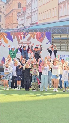 알고리즘 타고 싶어🎵#춤추는은채 #춤추는곰돌 #afstarz #댄스 #music #kpop #dance #shorts #tiktok #challenge #trending #알고리즘