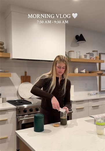 HAPPY FRIDAY🫶🏼✨ Rez is doing better today and apparently is working it for me😂 #momsoftiktok #morningroutine #morningvlog