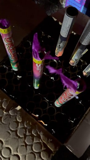 Jorge Dream 4 Bombenrohre #weco #fireworks #pyro #silvester #jorge #feuerwerk #vuurwerk