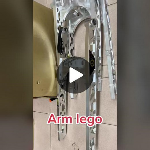 Exploring Arm Lego Mechanical Structure Interactions