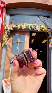 25K views · 231 reactions | Enrobing our Jelly's, This process is so fun 朗 #enrobing #chocolateshop #dahlonega Atlanta Bucket List | Paul Thomas Chocolates | Facebook