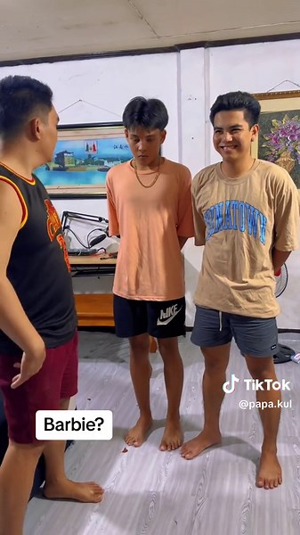 Barbie TikTok Comedy Performance: Barbie#papakul