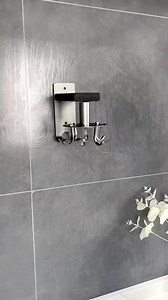 5.7K views · 44 reactions | Metal Hanger | Kitchen hacks #facebookreels #reels #trending #homedecor #kitchendecor #kitchenhacks #kitchendesign #metalhanger | Unique Decor Ideas | Facebook