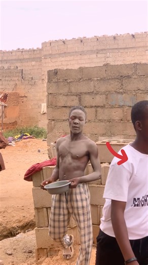Dakura wlh 😂😂😂 | Umar Usaini