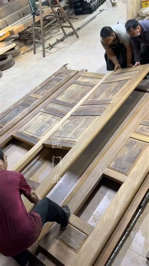 Merbau Antique Screen Door | Solid Wood Chinese-Style Craftsmanship #ubdoorindustry #woodworking