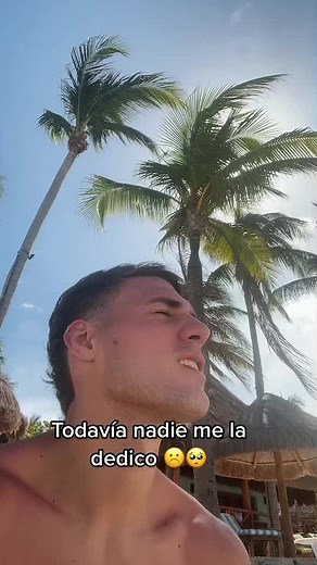 Tropical Beach Relaxation: Escape to Paradise