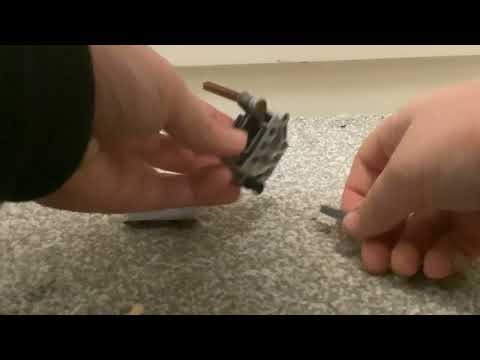 How to make your own Lego bobert