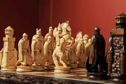 Hand-carved Medieval Knight Chess Pieces: Maple Wood Set - Etsy