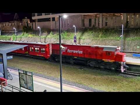 EMD G22 E711 entrando a Aristóbulo del Valle