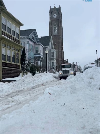 New Bedford Street Plowing Update: Over 200 Side Streets Remain Unplowed