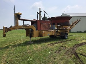 Haybuster H1100E “Big Bite” Tub Grinder/Bale Processor | Agriculture