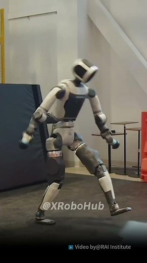 🔥🤖 Atlas Robot's STUNNING Gymnastics: The Full Version is here! #bostondynamics #atlas #humanoid