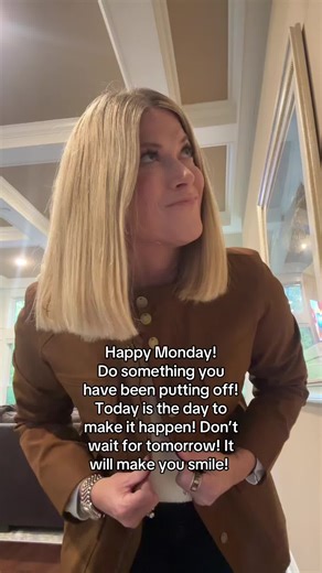 Happy Monday!!!! Be you and do something that makes you smile!