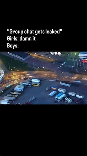 Mehtiyev Murad on Instagram: "Relatable?🥲 日本利用压电地砖将脚步能量转化为电力。这些地砖能捕捉行走时的动能。当人们经过时，重量和动作会对地面施加压力，导致地砖轻微弯曲并产生机械应力。瓷砖内部的压电材料将这种应力转化成电能。每一步释放的电量虽然较小，但当数百万脚步累积在一起时，就能产生足够的能量，为LED灯、显示屏和传感器供甩。 #日本 #知识#冷知识＃科学 #技术#你知道吗 #推荐 #创新 #能源＃未来#发电 #压电技术#城市科技 #可再生能源 #绿色城市＃节能科技 #能源转换 ＃科学知识 #科技资讯 在像涩谷站这样的超级繁忙地点，每天约有240万次脚步为系统提供动能。这些电能可以被实时使用，也可以储存储备，从而減少对传统电力来源的依赖，推动城市绿色基础设施的发展。这种方式把日常行走变成真实可利用的能源，为未来智慧城市带来了可持续解决方案°"