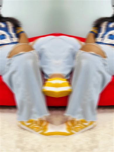 Expressing Confidence: Embrace Your Curves