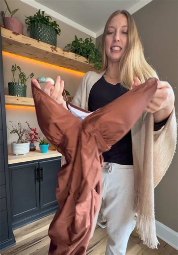 never had a one piece but this is soooo cute i love the big beads on the straps 🤎🐚🏝️🌊☀️ I can’t wait to try this onnnnnnn I love a cute bathing suit #onepiece #swimsuit #bathingsuit