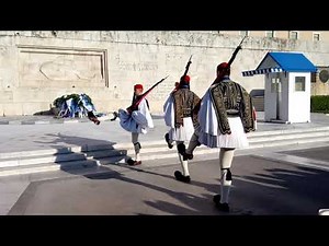 ギリシャ・アテネの衛兵交代