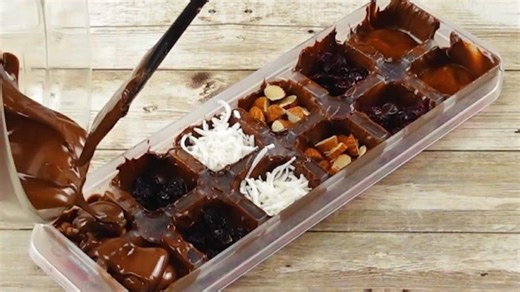 How to Make Ice Cube Tray Chocolates: The Ingenious No-Bake Method  For Homemade Chocolate Treats!