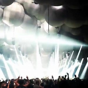 Adam Beyer dropping ‘Losing your Mind’ by Bart Skils at Time Warp 2018 🇩🇪 🤩 🎥@robjvx | Deep Tech Minimal