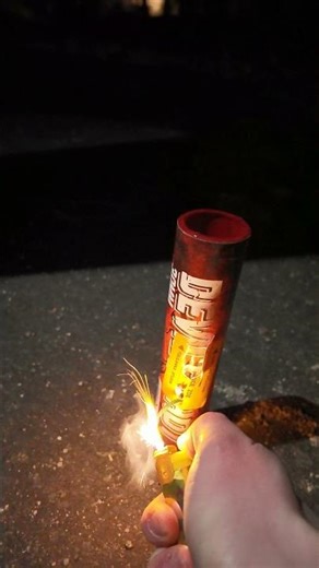 Srpyro Devil Shot 💀 #feuerwerk #silvester #pyro #fürdich #viral