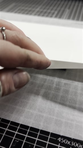 Jenny Mason-Gunning on Instagram: "Test plate results are in — and they’ve been so useful 🤩✨ I make plates like this several times a year, and I’ve done it throughout my working life. It’s one of the best ways to make sure my timings are right, my materials are behaving as expected, and my head is in the right place before I commit to a larger plate. This test included a 2 minute aquatint for clean, even coverage, followed by simple bite timings: 15 minutes across the whole plate, then stop out