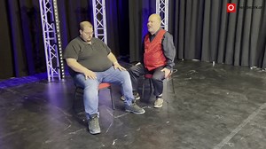 Redakteur außer Kontrolle: Selbstversuch bei Aaron Hypnose im Varieté