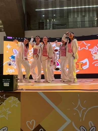 Revive 2017 con el Dance Cover de Baby de ASTRO