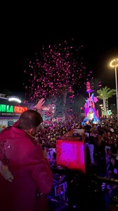 508K views · 13K reactions | Un momento maravilloso ayer en el desfile del Carnaval, Ximena Lizárraga Correa le cantó las mañanitas a Poncho Lizarraga  | Banda El Recodo | Facebook