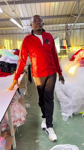 Wacha leo niwaonyeshe our cutting area 😊 #nia #niacreationstotheworld #manufacturing #cuttingarea #saturday