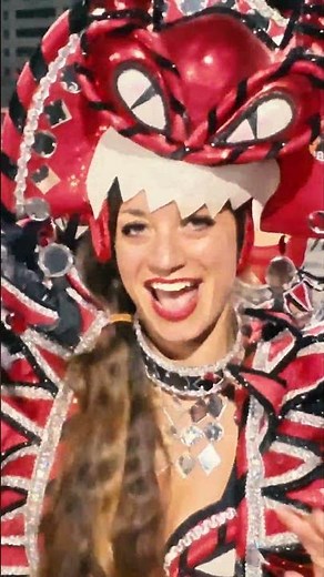 Garota brasileña 🇧🇷 bailando samba