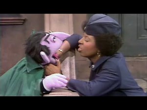 Sesame Street: Episode 0798 Street Scenes- Count loses his voice, Herry lifts Mr. Hooper’s shop, etc