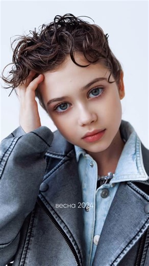 АДЕЛЬ ГУДАУСКАС АКТРИСА on Instagram: "Изменилась? 💔 Адельке 10 🎂 И как же быстро пронеслись эти 10 лет… Цените каждый момент со своими детками, все так быстротечно 🙏🏼❤️"