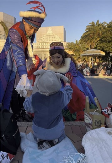 クリスマスのファンサ🥰 #ディズニーランド #ディズニーダンサー #クリスマス #いいね返し #エルサ