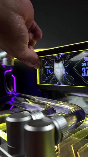 From the neon dreams of the 80s to the rigs of today… Project Voight Kampff is our tribute to the future imagined in Blade Runner. Cyberpunk isn’t just a style — it’s a story ⚡ Would you | Adete Tan