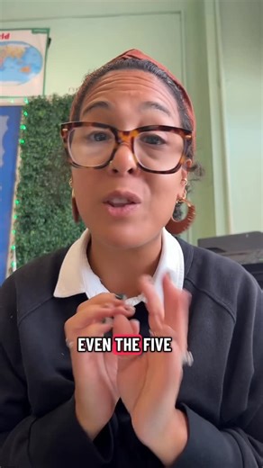 YourFaveSocialStudiesTeacher on Instagram: "Classroom routines are such an important component to having a well managed classroom. Routines provide structure which can minimize classroom disruptions. Entry routines can help with getting kids engaged in learning. What questions do you have about entry routines? #classroommanagement #classroomroutines #middleschoolteacher #teachergram"