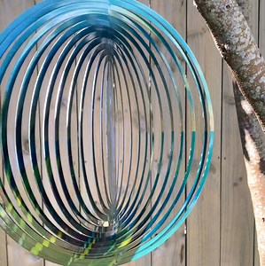 Native Birds Taking Flight! Introducing the new wind spinners featuring the Tui, Fantail & Kererū! • Original art by Beauty and the Wind • Bundle up to save big! • Limited stock available in Wellington, NZ Will you catch them before they fly away? Order now with tracking! | Beauty and the Wind