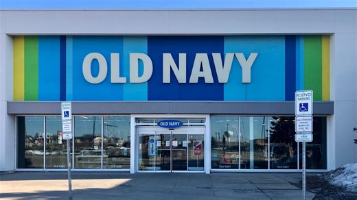 Old Navy’s New ‘Buttery Soft’ Activewear Set Has Shoppers ‘Sprinting’ to the Store